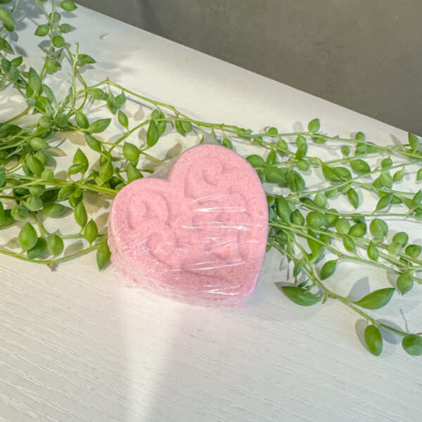 Heart Bath Bomb - Image 2